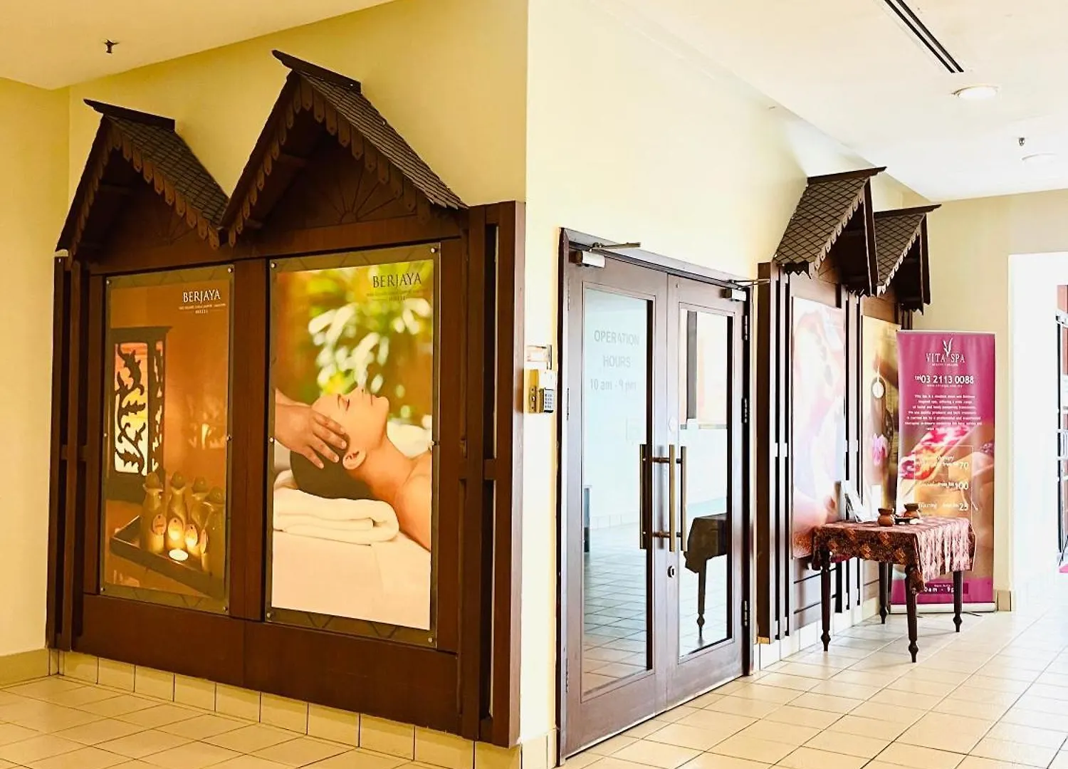 Resort Suites At Barjaya Times Square Kl Kuala Lumpur 4*,